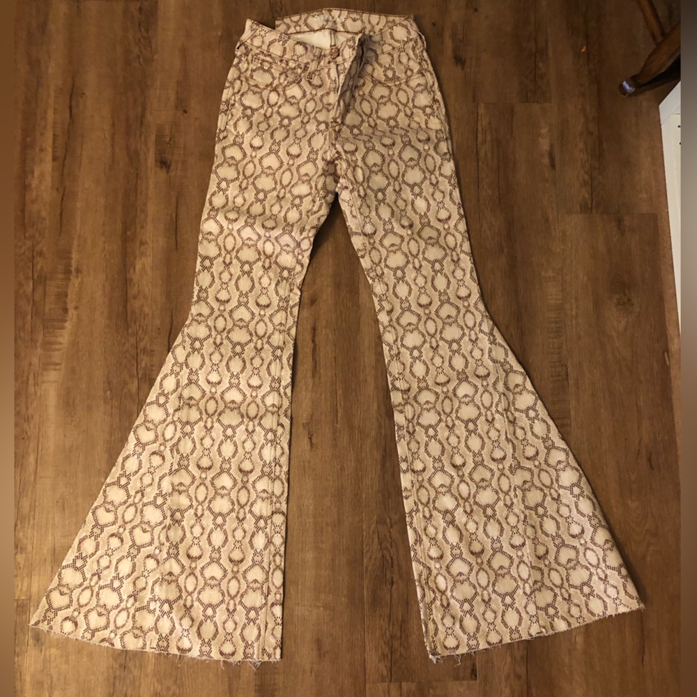 Snake Skin Ariat Bell Bottoms size 26 Never Worn!!